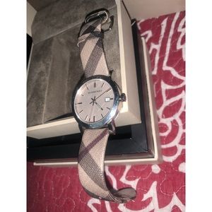 Unisex AUTHENTIC BURBERRY stainless steel …